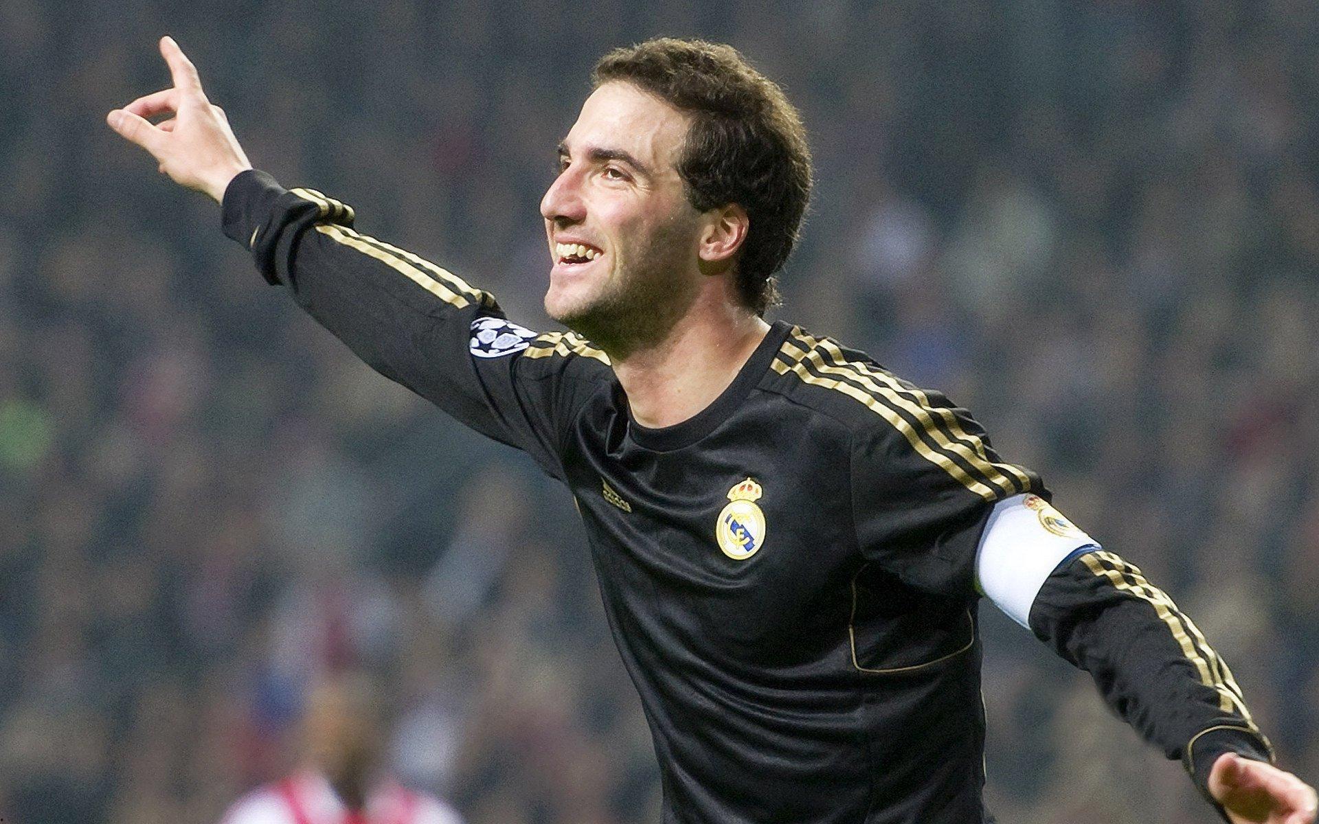 西甲激战，毕尔巴鄂竞技与巴列卡诺勇者相逢，谁将主宰赛场？